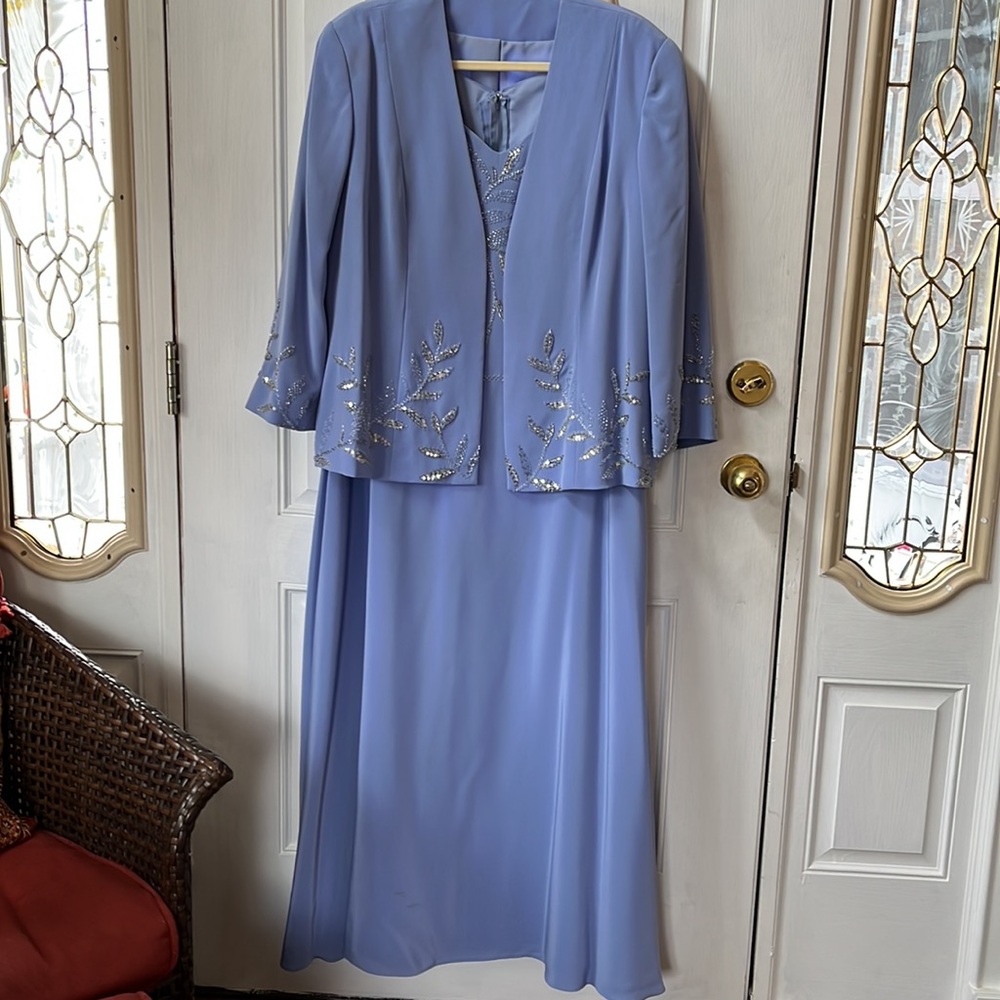 Mori Lee beaded Mother Of The Bride Gown with Jacket, Size 19/20. Color: Blue